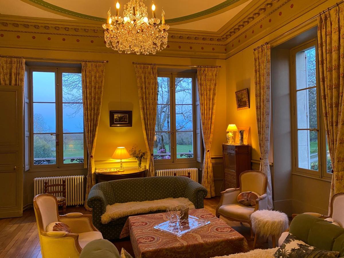 B&B Chateau De Preuil Vallenay Bagian luar foto